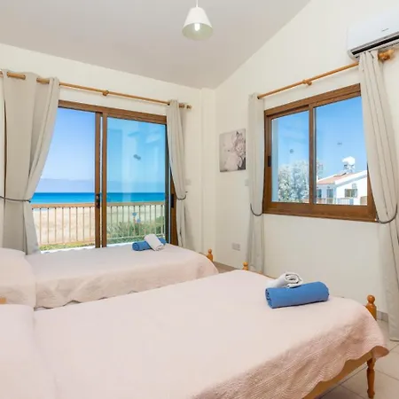 Вилла Blue Bay Thea Mavroli