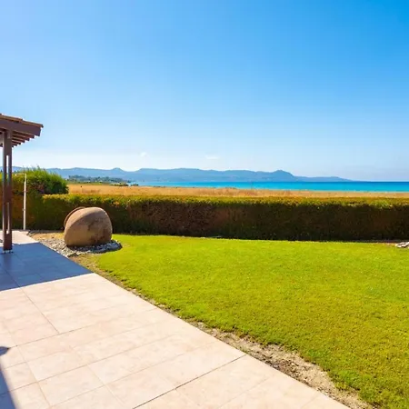 Blue Bay Thea * Mavroli