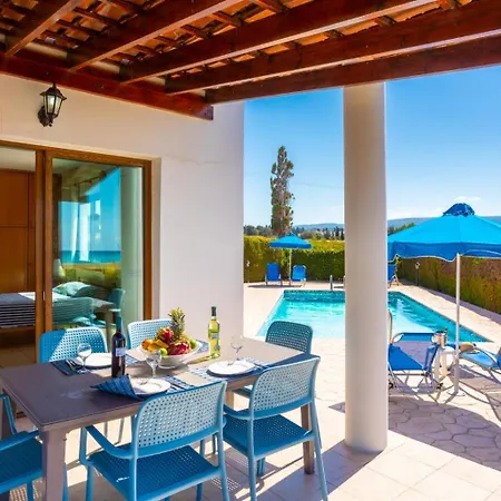 Blue Bay Thea Villa *