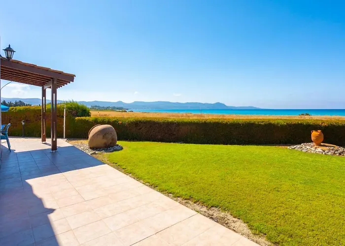 Blue Bay Thea * Mavroli