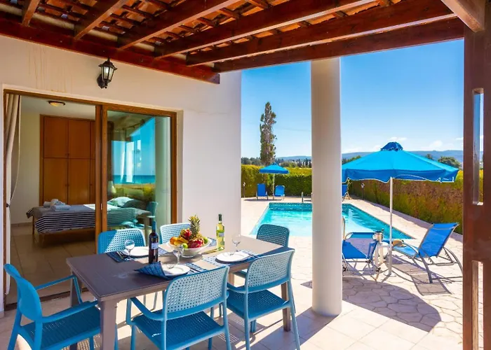 Blue Bay Thea Vila *